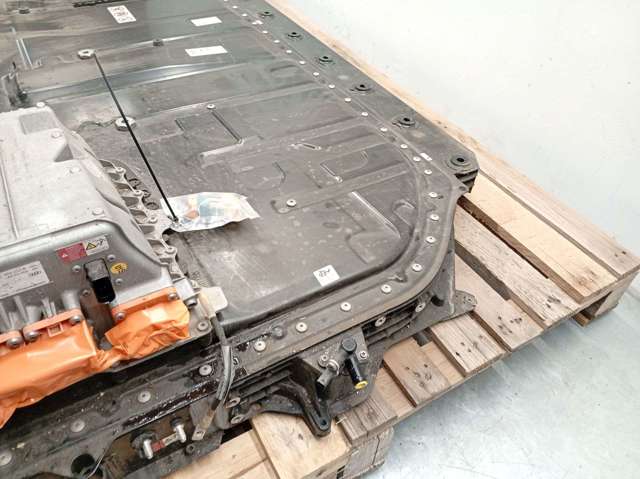 4KE915911BG VAG Батарейный модуль электромобиля купить в Николаев