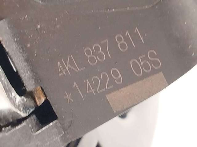 4KL837811 VAG Держатель наружной ручки двери передней левой купить в Каменское