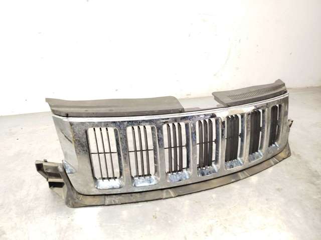 55079377AD CHRYSLER Решетка радиатора купить в Киев