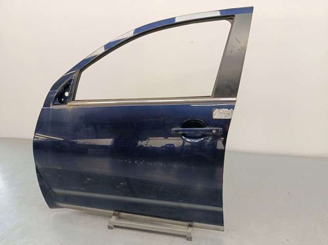 5700B395 MITSUBISHI Дверь передняя левая купить в Ирпень