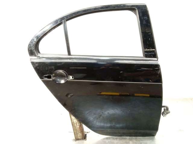 MITSUBISHI 5730A582 Дверь задняя правая в наличии Павлоград
