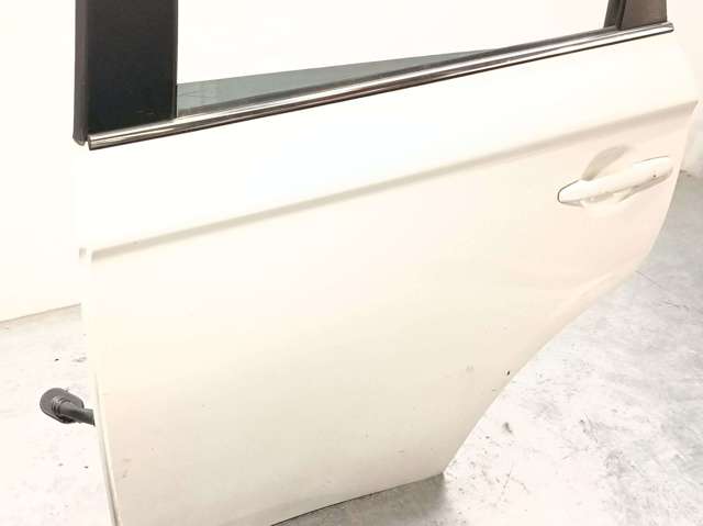 MITSUBISHI 5730B389 Дверь задняя левая в наличии Сумы