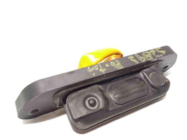 MITSUBISHI 5810A054 Кнопка привода замка багажника в наличии Хмельницкий