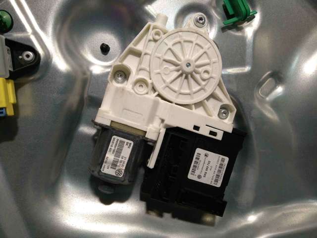VAG 5N0959702D в наличии Хмельницкий