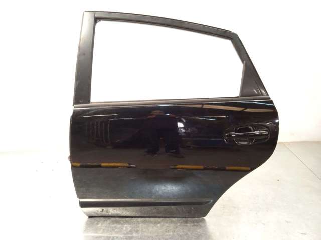 6700447040 Дверь задняя левая купить Ирпень