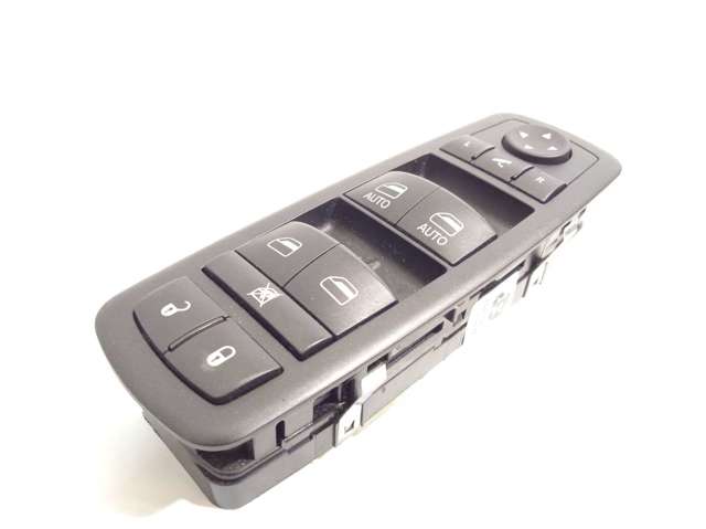 68184803AA CHRYSLER Кнопочный блок управления стеклоподъемником передний левый купить в Ровно