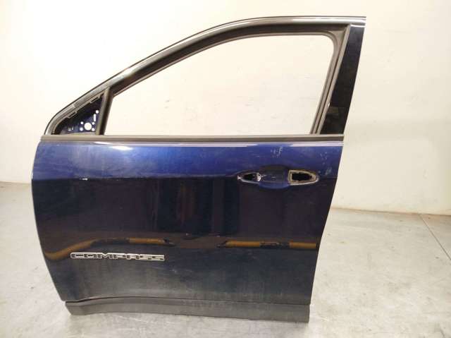 68242543AA CHRYSLER Дверь передняя левая купить в Чернигов