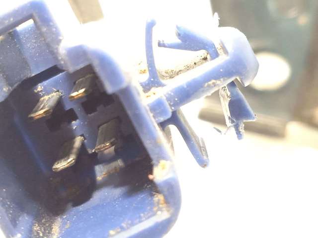 6935047010 TOYOTA Замок багажника купить в Полтава
