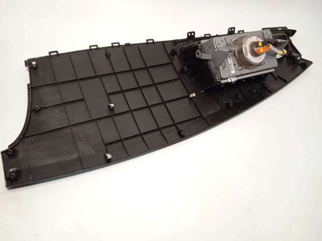 7030A071 MITSUBISHI Подушка безопасности (AIRBAG) пассажирская купить в Украина