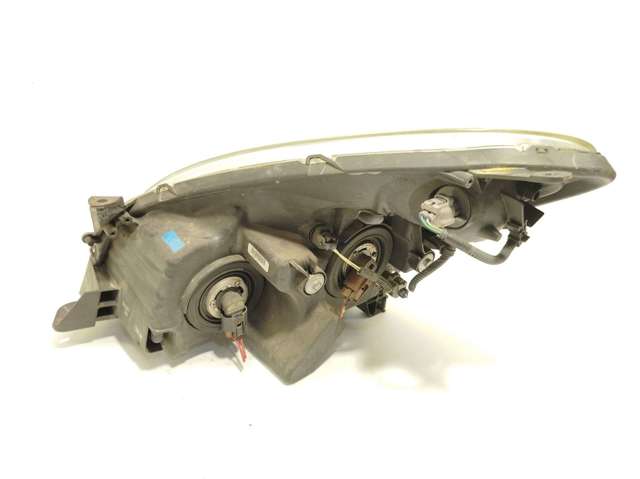 811300F060 TOYOTA Правая фара купить в Львов