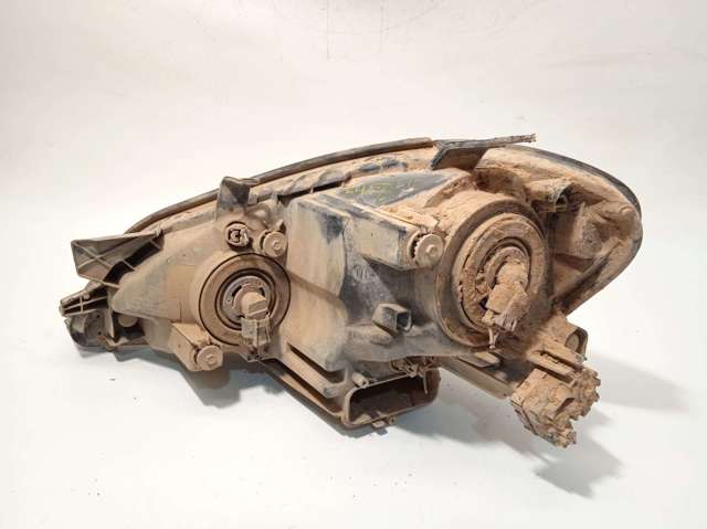 TOYOTA 8113044140 Фара правая в наличии Чернигов