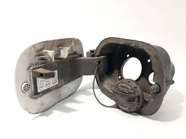 81595D7500 HYUNDAI Корпус заливной горловины топливного бака купить в Винница