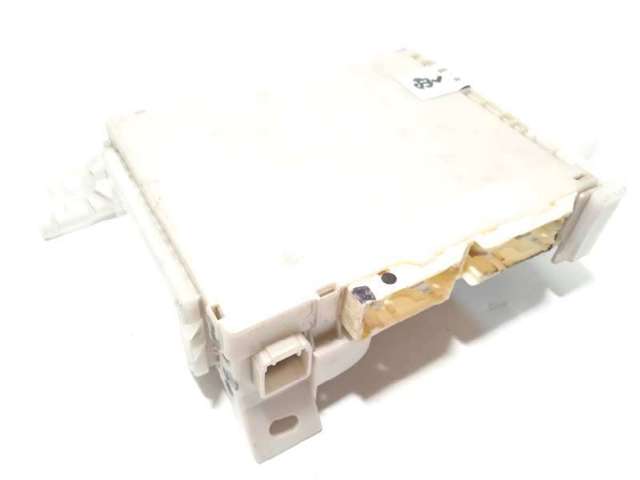 TOYOTA 8273052K40 в наличии Тернополь