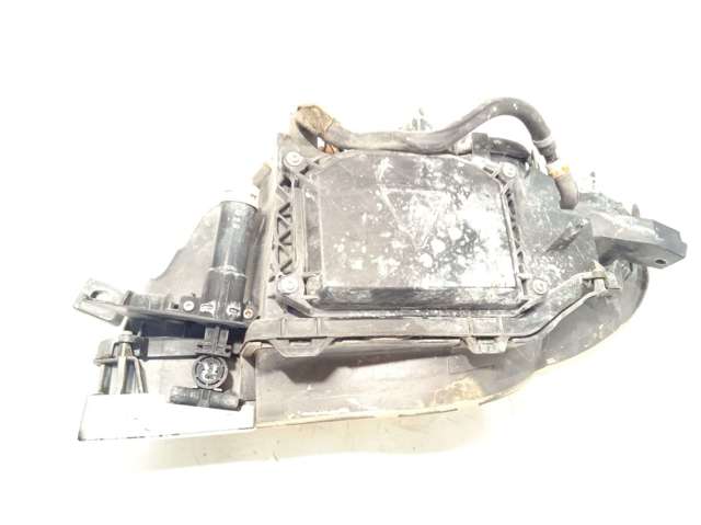 SUBARU 84001AG382 Правая фара в наличии Ровно