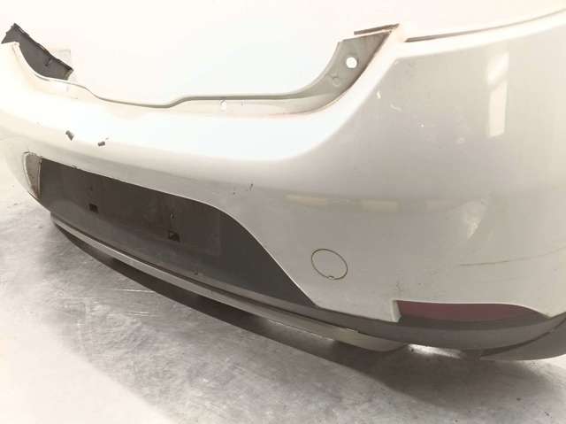 850106057R Задний бампер купить Павлоград