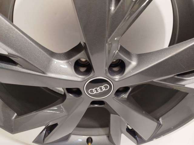 VAG 89A601025E Диски колесные в наличии Тернополь