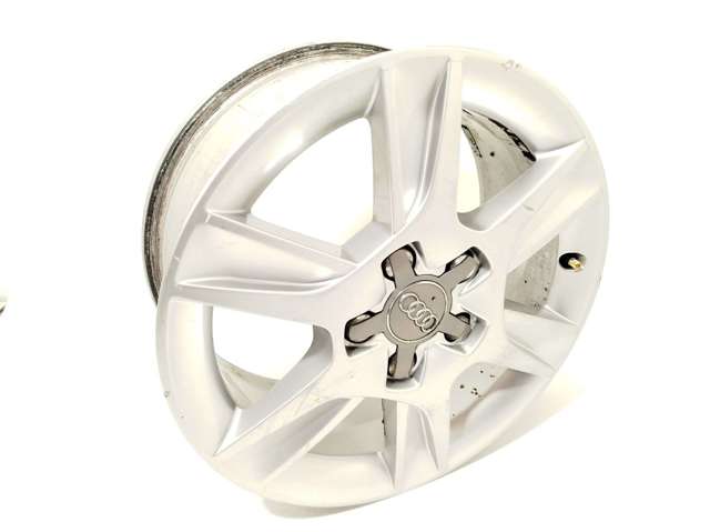 VAG 8P0601025AN Диски колесные в наличии Полтава