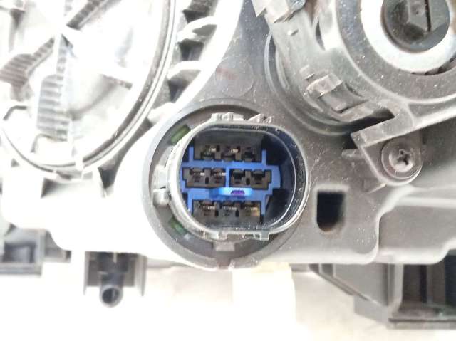 HYUNDAI 92102D7001 Фара правая в наличии Сумы