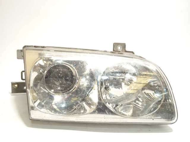 HYUNDAI 921043A020 Правая фара в наличии Черновцы