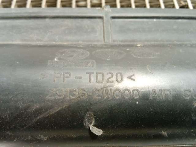 976062W001 HYUNDAI Радиатор кондиционера купить в Ирпень