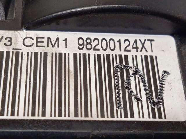 98200124XT PEUGEOT Правый подрулевой переключатель купить в Чернигов