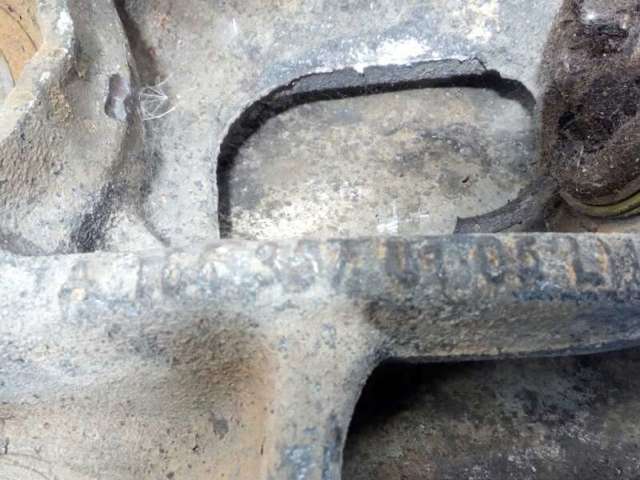 MERCEDES A1663500408 Цапфа задняя левая в наличии Ужгород