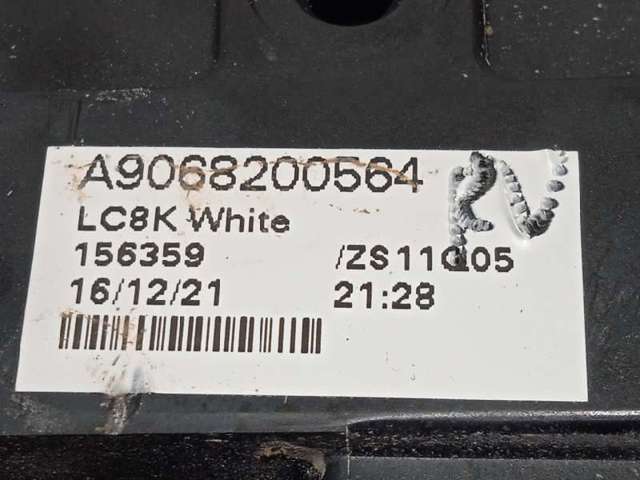 MERCEDES A9068200564 в наличии Украина