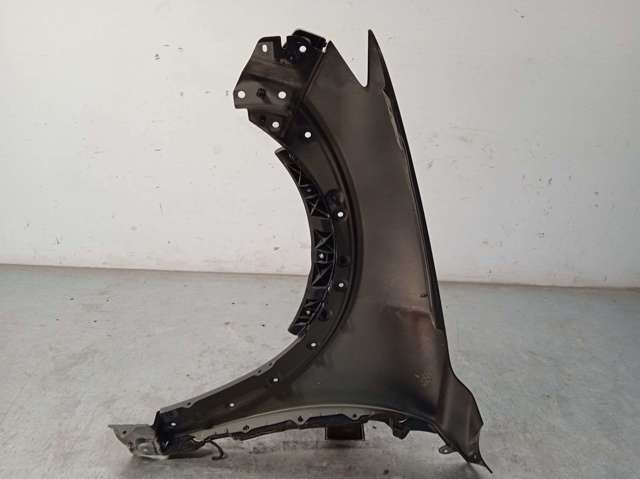 D10E52111C MAZDA Крыло переднее правое купить в Кривой Рог