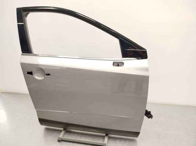 NISSAN H01006UAMA Дверь передняя правая в наличии Черкассы