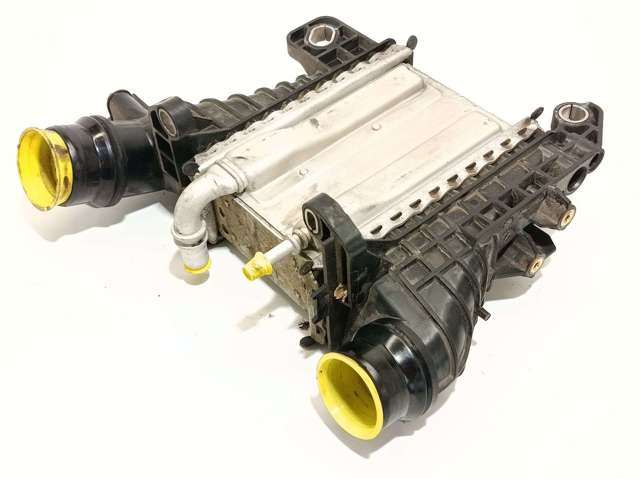 RENAULT KL177004 Интеркулер в наличии Чернигов
