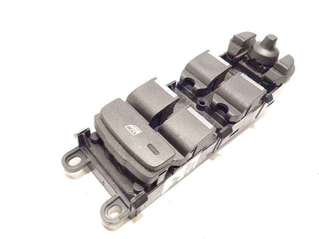 LR025908 LAND ROVER Кнопочный блок управления стеклоподъемником передний левый купить в Полтава