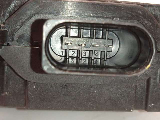 LR090185 LAND ROVER Актуатор замка багажника купить в Черновцы