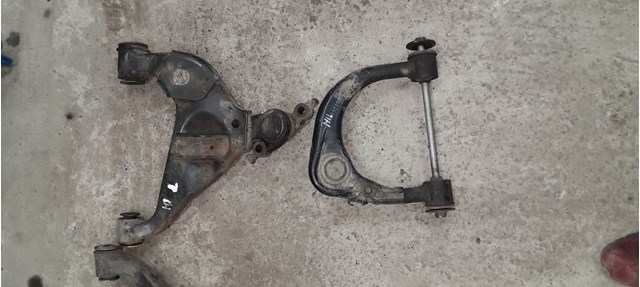 Передний нижний рычаг 480680K040 TOYOTA