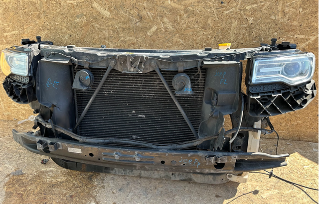 Рамка радиатора нижняя 5156113AA CHRYSLER