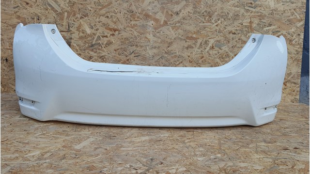 Задний бампер 5215902A20 TOYOTA