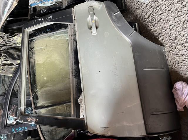 Дверь задняя 6300308B10 SSANG YONG