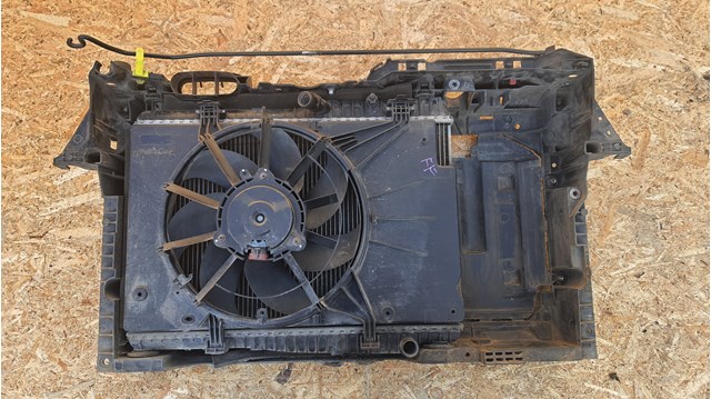 Диффузор радиатора охлаждения, в сборе с мотором и крыльчаткой 1,2 фиеста мк7 8V518C607AG 