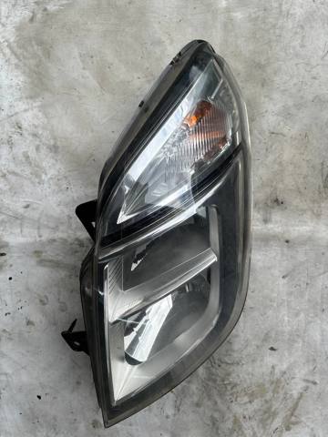 Фара 26060BZ51A NISSAN