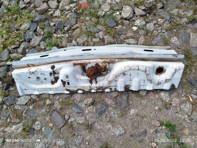 RENAULT 7782380909 Панель багажного отсека задняя в наличии Харьков