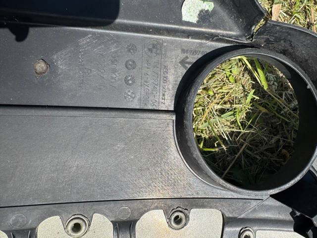 BMW 11147797410 Крышка двигателя в наличии Тернополь