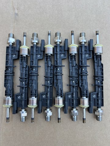 13647852362 BMW Топливные форсунки купить в Одесса