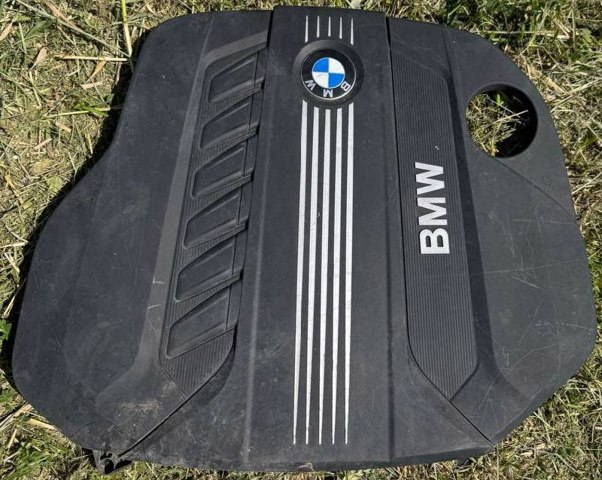 Крышка мотора декоративная 13717812063 BMW