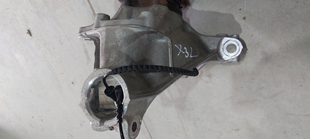 31216882597 BMW Цапфа (поворотный кулак) передний левый купить в Кривой Рог