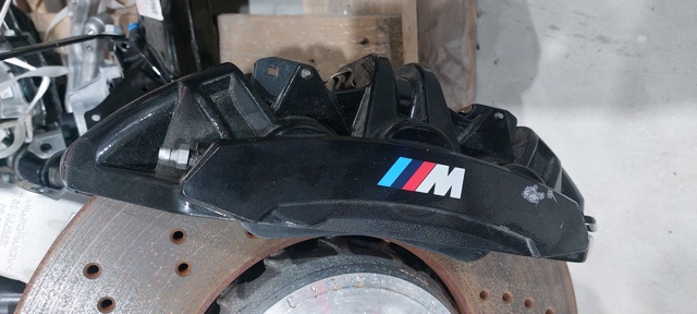 Суппорт тормозной передний левый 34109504109 BMW