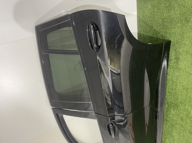 Задняя левая дверь 41517478343 BMW