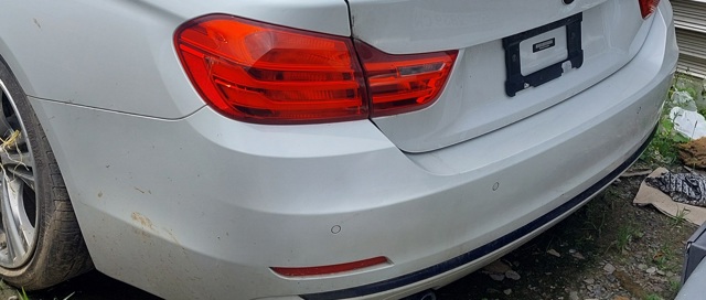 Задний бампер 51127378004 BMW