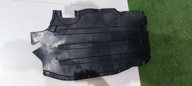 51759477806 BMW Защита днища передняя правая купить в Николаев
