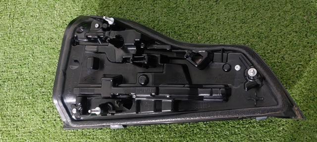 63219463051 BMW Фонарь задний левый внутренний купить в Павлоград