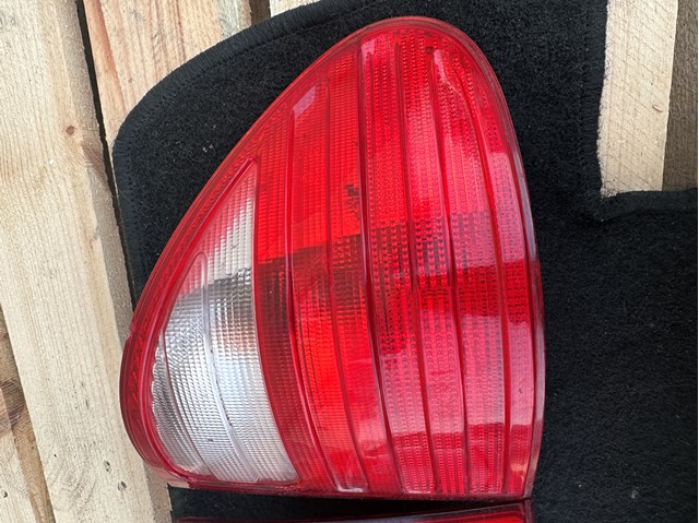 MERCEDES 2108204764 Фонарь задний левый внешний в наличии Павлоград