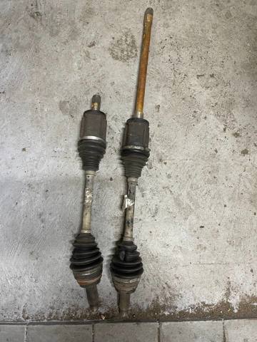 Левая полуось 31607545125 BMW